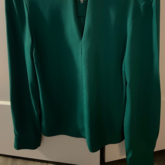 H&M Green cut-out Blouse | Size 2 - Picture 3 of 5